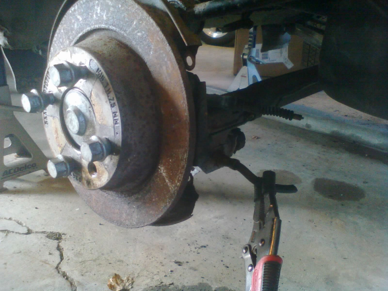 Illustration for article titled Saab 900: Brake Parts Are Here